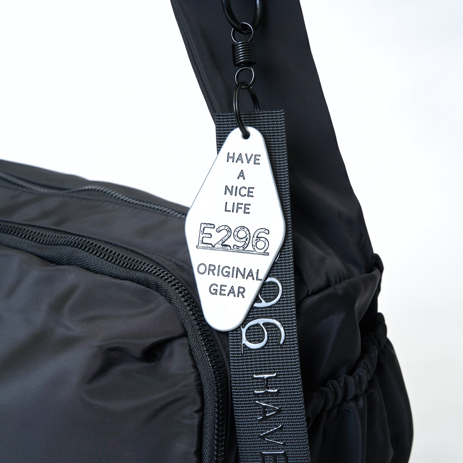 【E296】メッセンジャーBAG 008