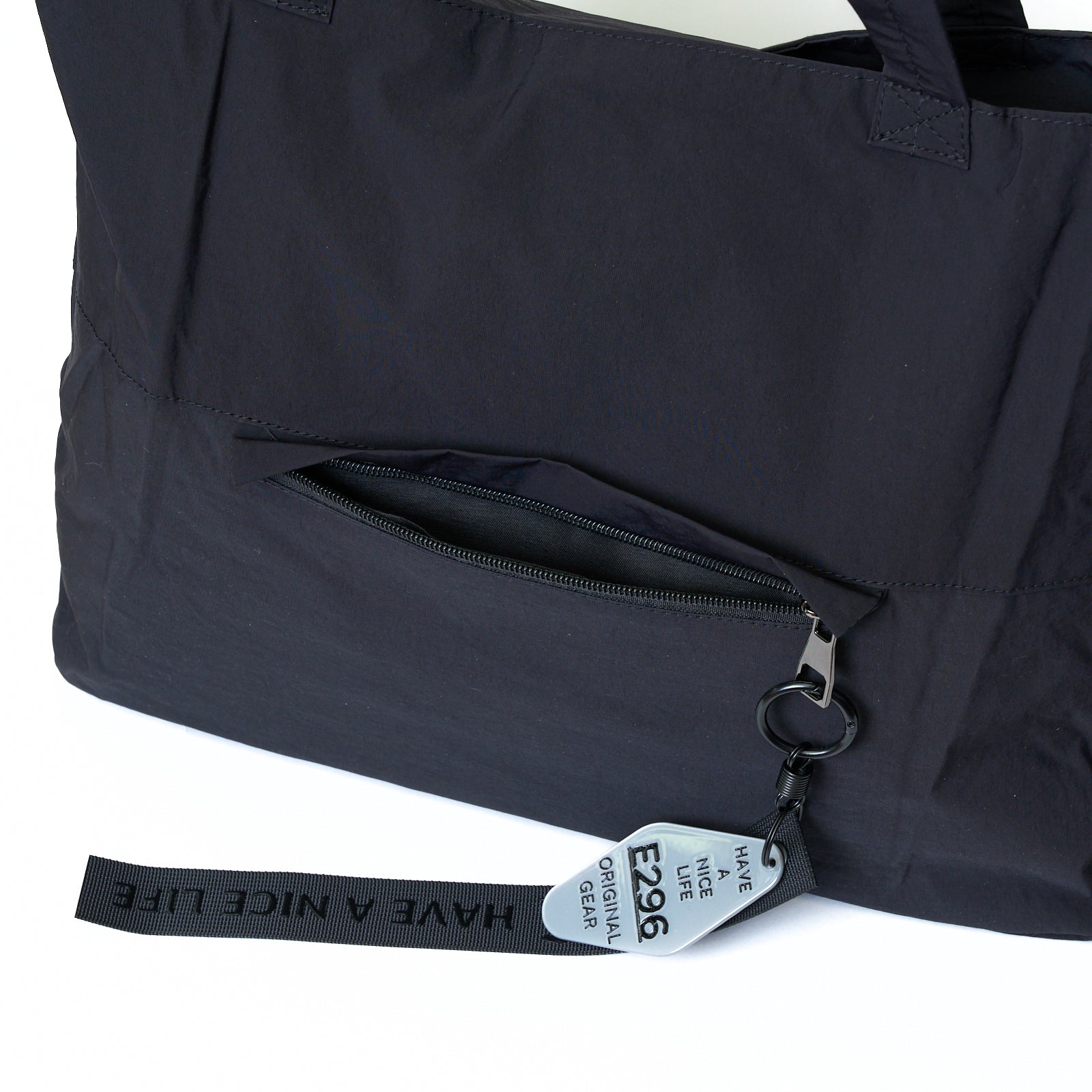 【E296】ナイロントートBAG 007