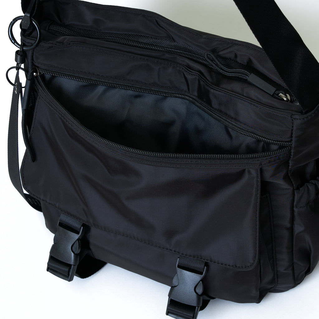 【E296】フラップショルダーBAG 002