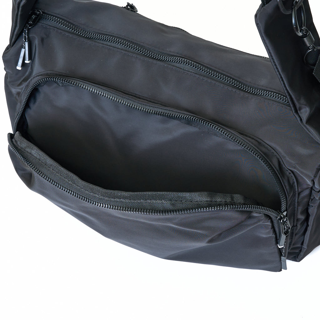 【E296】メッセンジャーBAG 008